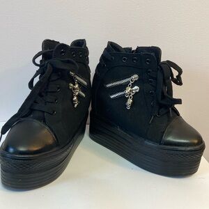 Grunge Platform Sneakers
